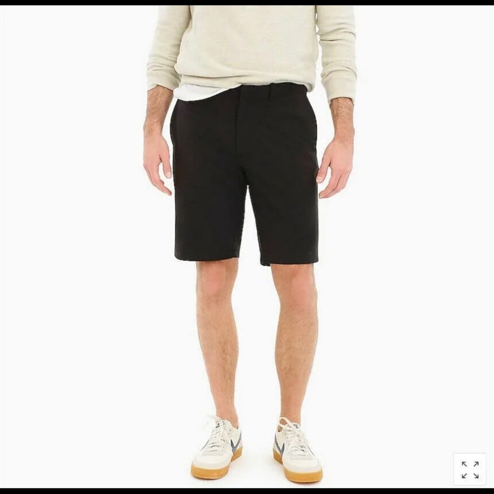J Crew 10.5 inch tech shorts size 31